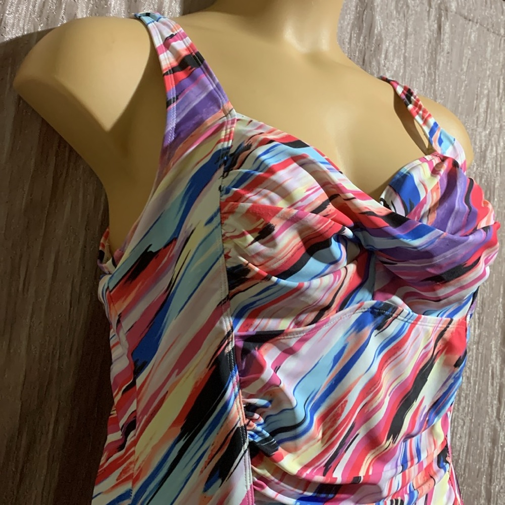 Swimsuits For All Multicolor Striped Swim Top - Picture 4 of 16